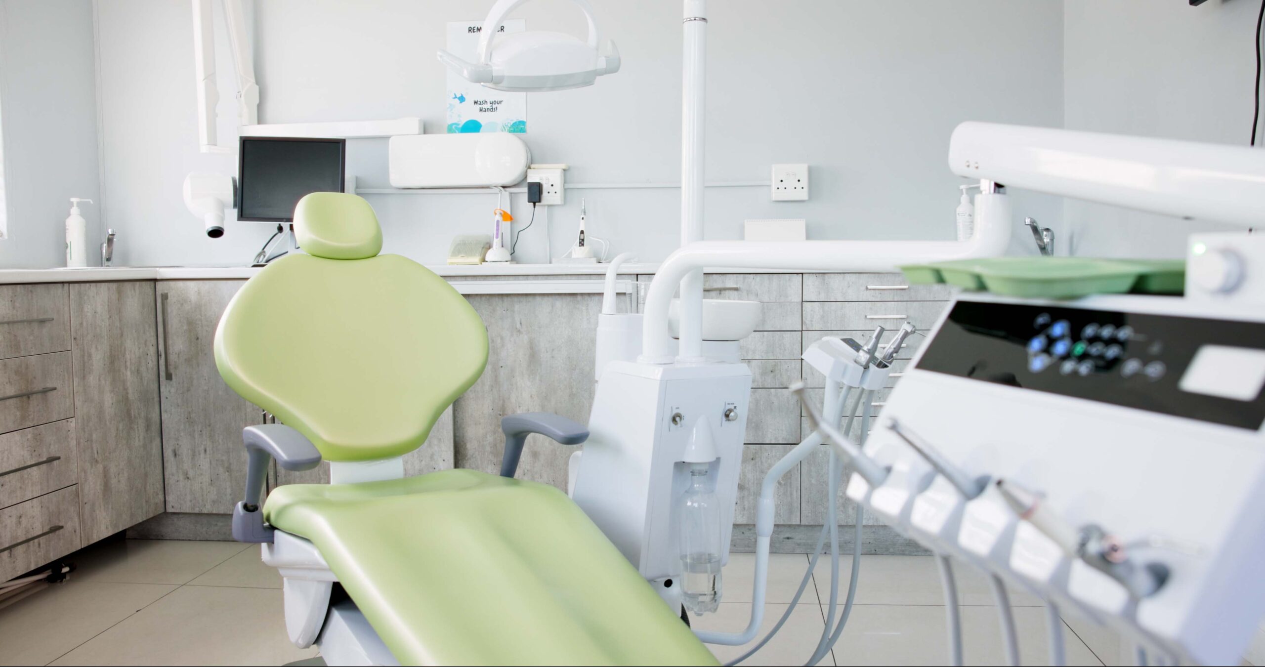 Dentist patient room 